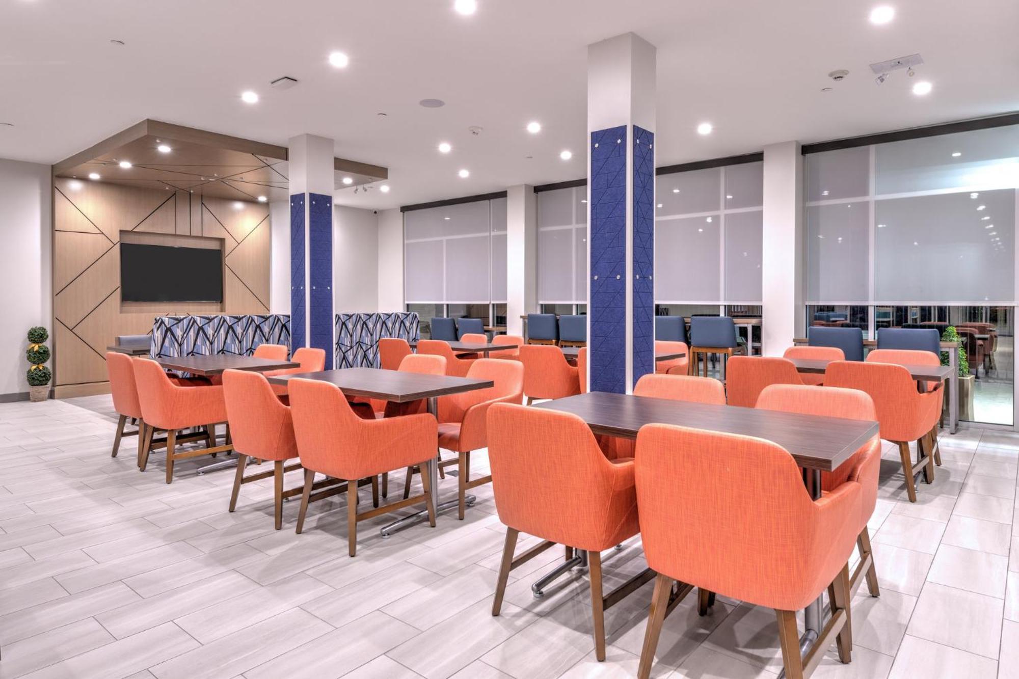 Holiday Inn Express & Suites Austin Airport East By Ihg Zewnętrze zdjęcie